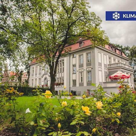 Hotel Willa Starosty Międzyrzecz Extérieur photo