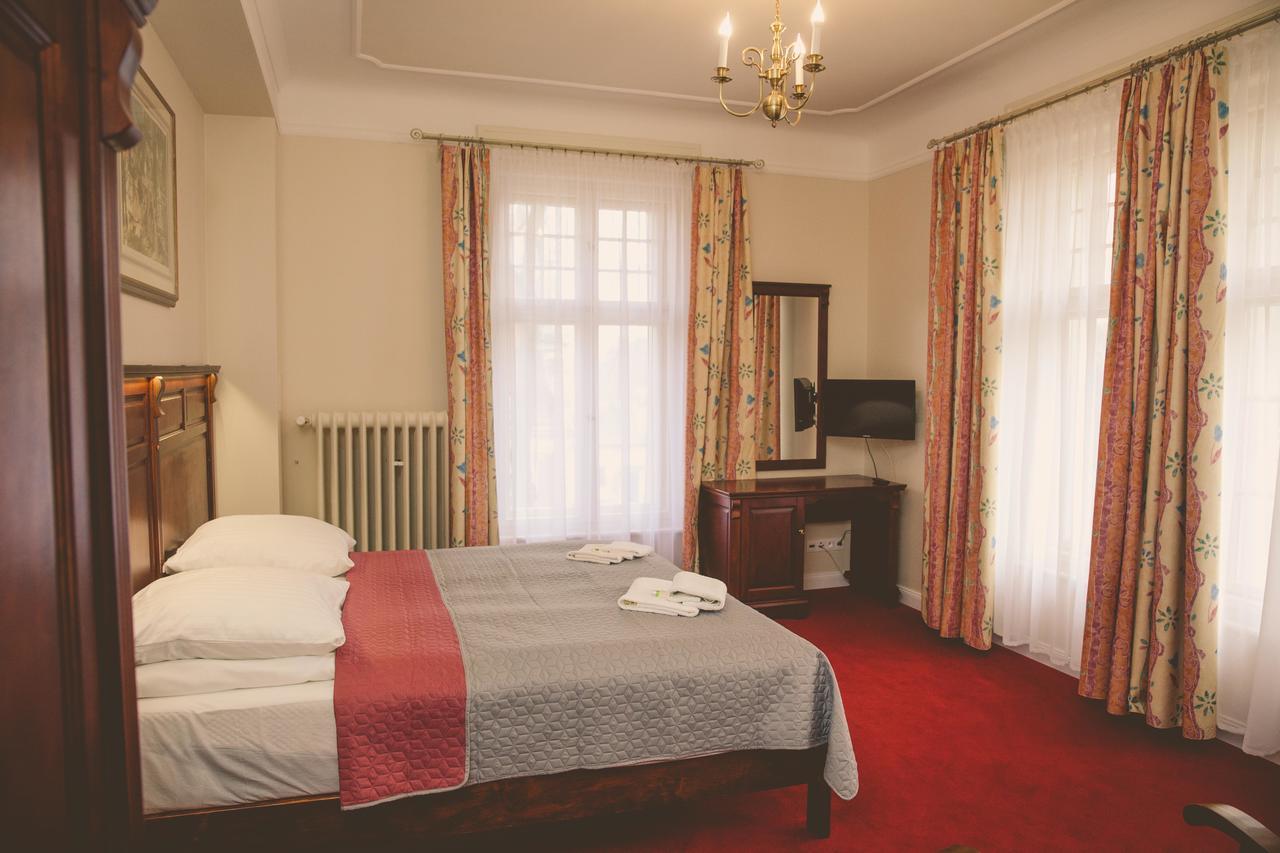 Hotel Willa Starosty Międzyrzecz Extérieur photo