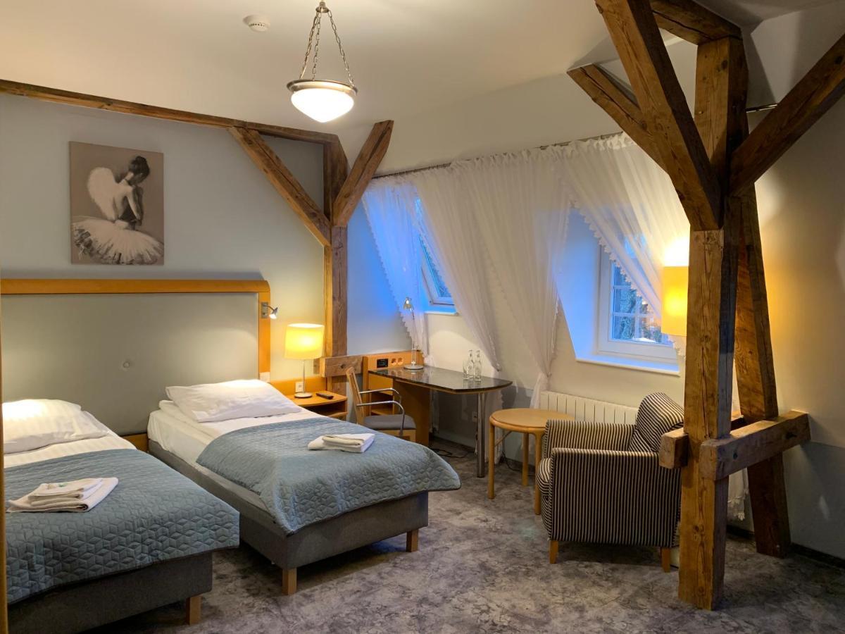Hotel Willa Starosty Międzyrzecz Extérieur photo